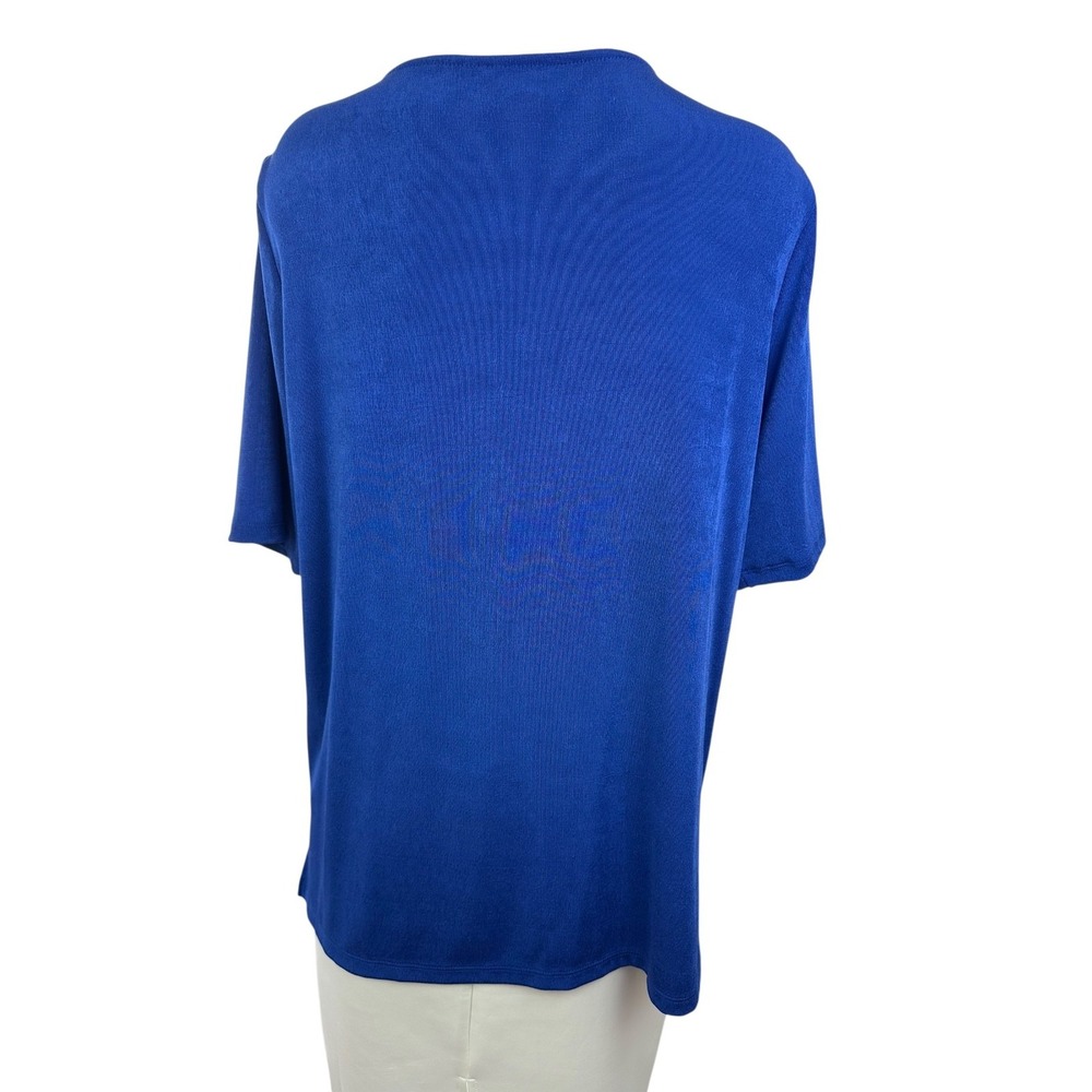 Chico's Travelers Top Pullover Size 2/L Short Sleeve 3 Gold Rings at Neckline - Picture 3 of 8